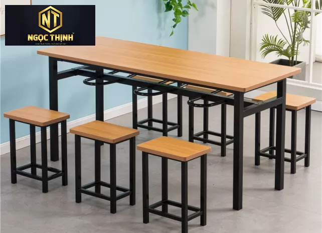 Bàn Ăn Hiện Đại: Chọn Lựa Để Tạo Không Gian Ăn Uống Sang Trọng